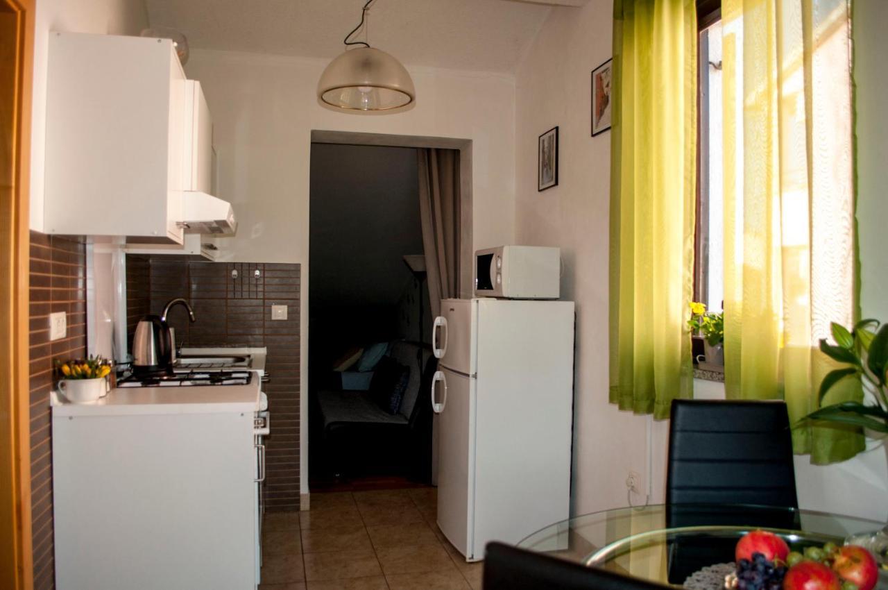 Apartment Rosa 2 โรวีน ภายนอก รูปภาพ